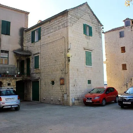 By The Sea Kastel Stafilic, - 8678